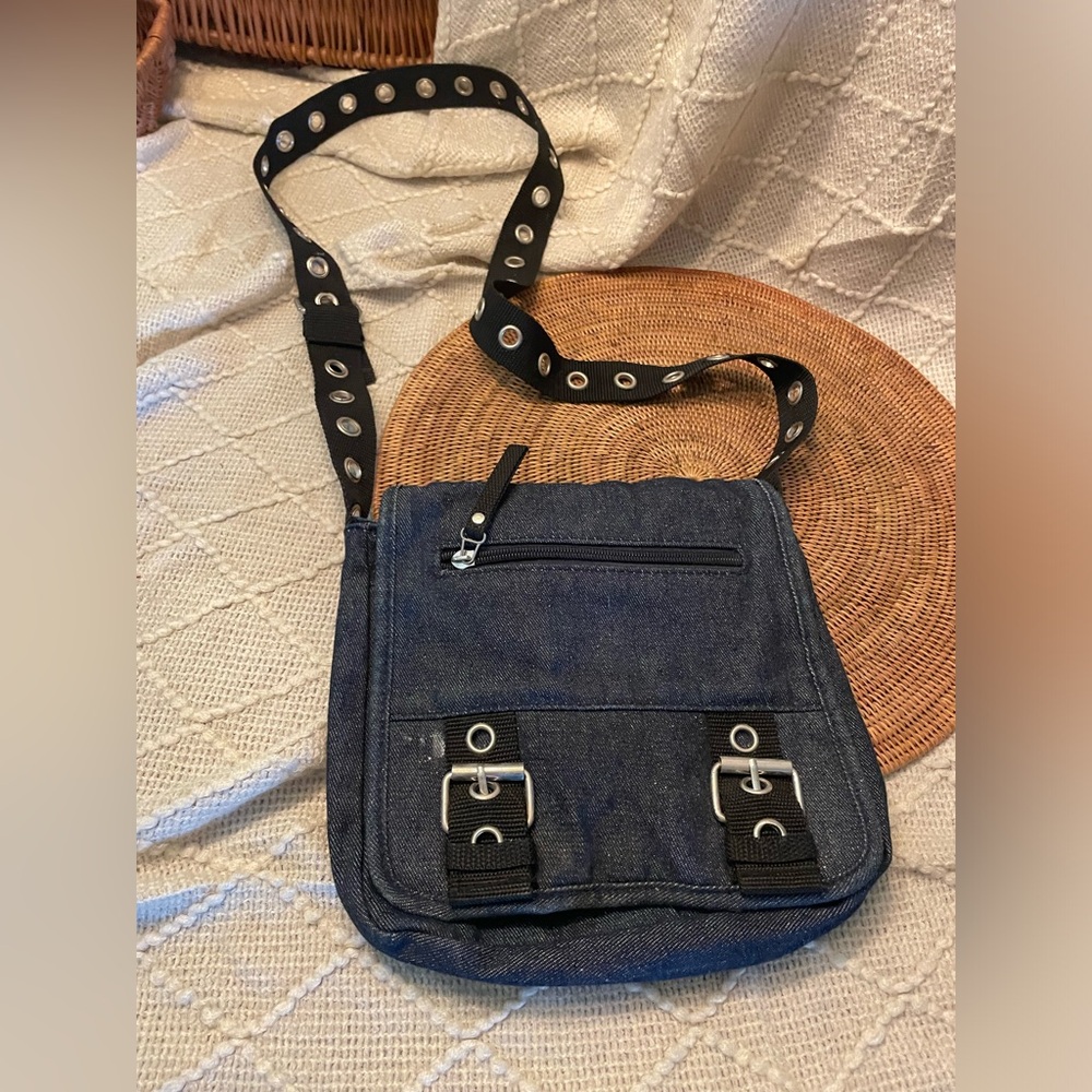 Vintage cross body